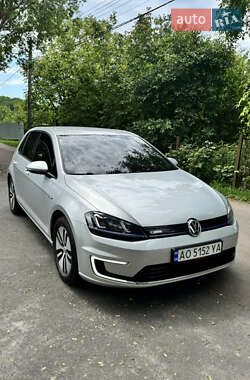 Хетчбек Volkswagen e-Golf 2015 в Мукачевому