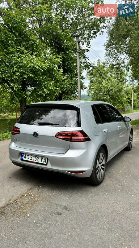 Хетчбек Volkswagen e-Golf 2015 в Мукачевому