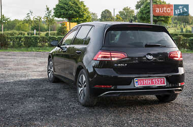 Хэтчбек Volkswagen e-Golf 2018 в 