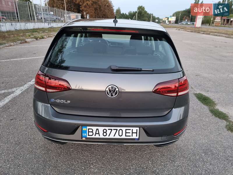Хетчбек Volkswagen e-Golf 2018 в Кропивницькому
