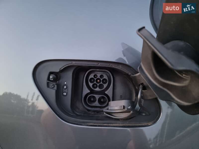 Хетчбек Volkswagen e-Golf 2018 в Кропивницькому