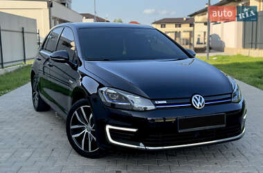 Хэтчбек Volkswagen e-Golf 2019 в Ужгороде