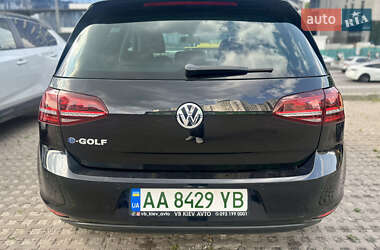 Хэтчбек Volkswagen e-Golf 2015 в 