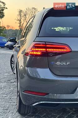 Хетчбек Volkswagen e-Golf 2019 в 