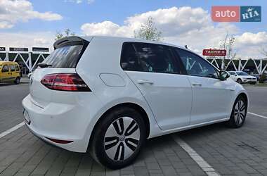 Хетчбек Volkswagen e-Golf 2016 в 