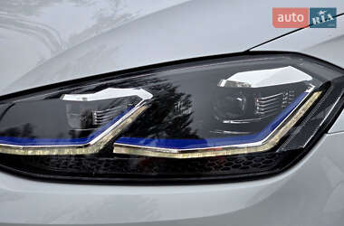 Хэтчбек Volkswagen e-Golf 2020 в Першотравенске