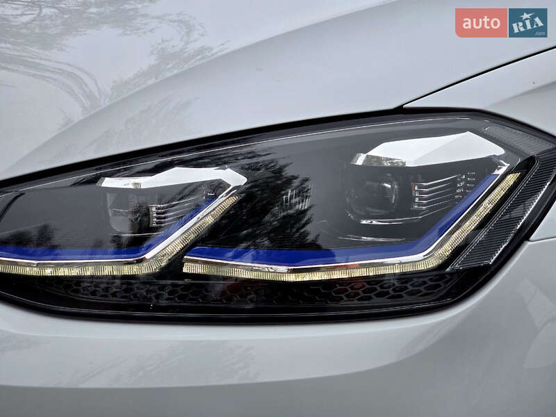 Хэтчбек Volkswagen e-Golf 2020 в Першотравенске