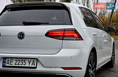 Хэтчбек Volkswagen e-Golf 2020 в Першотравенске