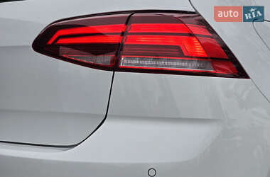 Хэтчбек Volkswagen e-Golf 2020 в Першотравенске