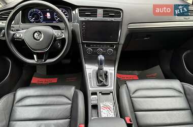 Хетчбек Volkswagen e-Golf 2018 в Києві