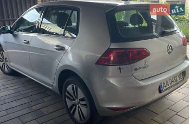 Хетчбек Volkswagen e-Golf 2016 в 