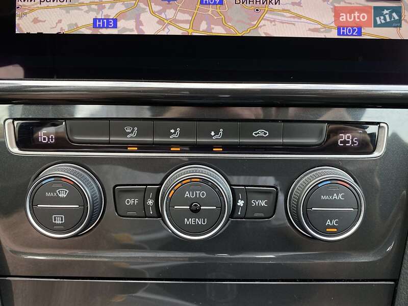 Хетчбек Volkswagen e-Golf 2020 в Львові