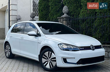 Хетчбек Volkswagen e-Golf 2015 в Надвірній