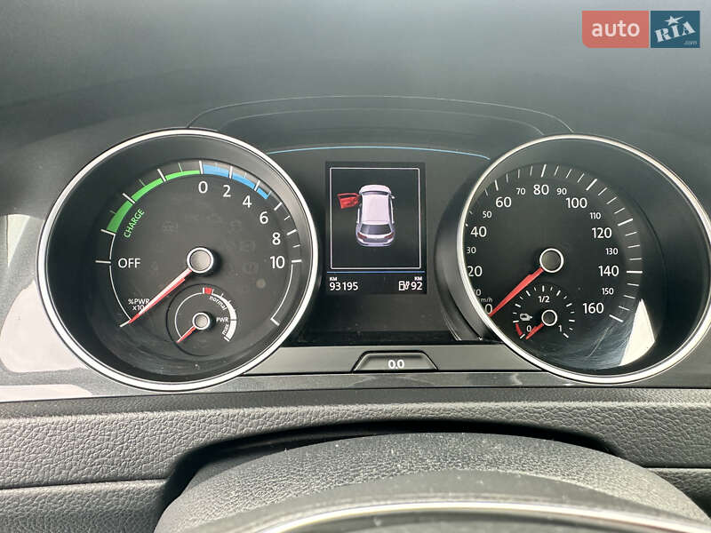 Хетчбек Volkswagen e-Golf 2019 в Іршаві