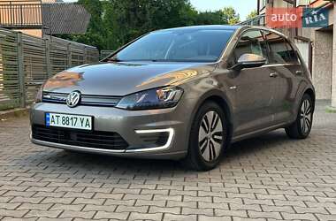 Хетчбек Volkswagen e-Golf 2015 в Івано-Франківську