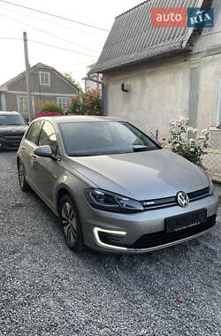 Хэтчбек Volkswagen e-Golf 2019 в Черновцах
