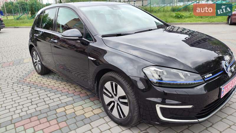 Хэтчбек Volkswagen e-Golf 2016 в Львове фото 8 Хэтчбек Volkswagen e-Golf 2016 в Львове