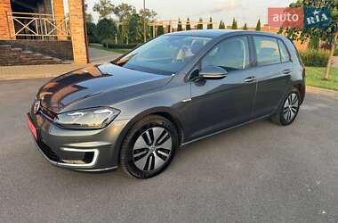 Хэтчбек Volkswagen e-Golf 2018 в 