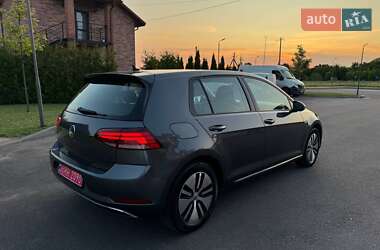 Хэтчбек Volkswagen e-Golf 2018 в 