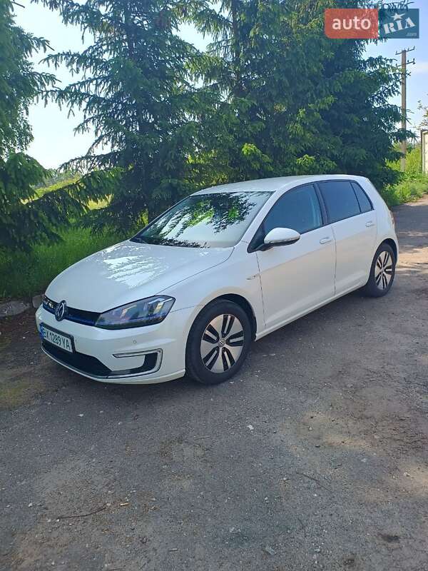 Хетчбек Volkswagen e-Golf 2014 в Хмельницькому