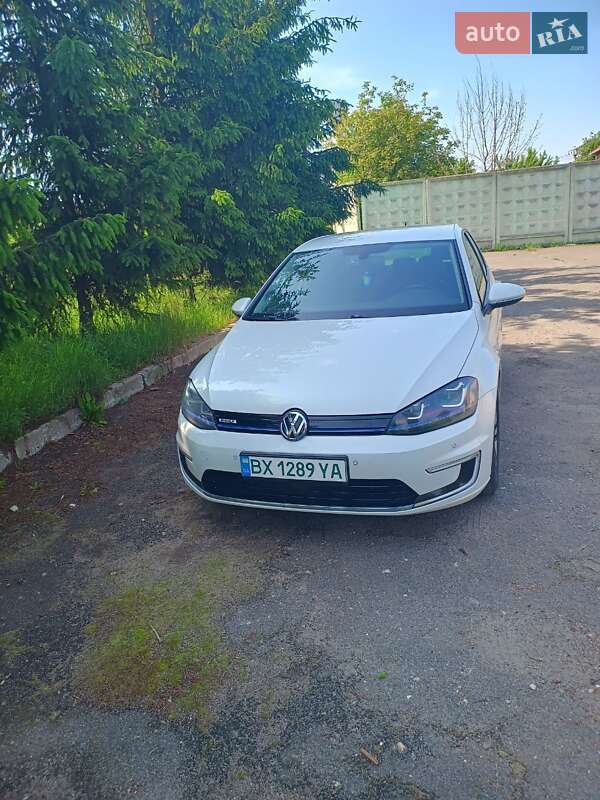 Хетчбек Volkswagen e-Golf 2014 в Хмельницькому