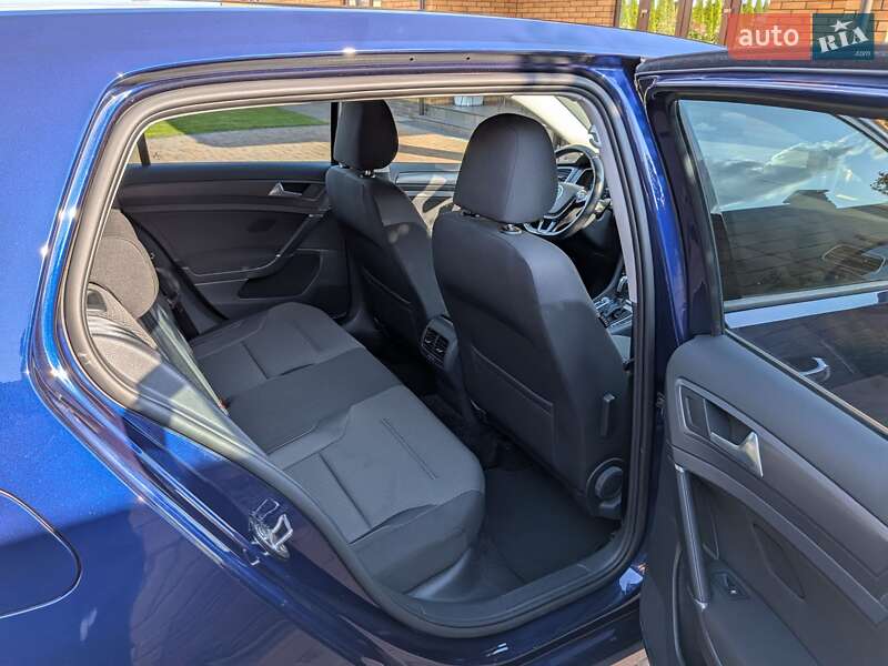 Хетчбек Volkswagen e-Golf 2020 в Луцьку