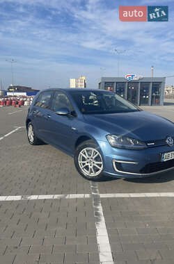 Хетчбек Volkswagen e-Golf 2015 в Вінниці