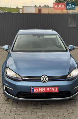 Хетчбек Volkswagen e-Golf 2016 в Рівному