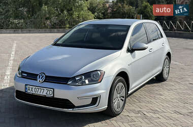 Хетчбек Volkswagen e-Golf 2016 в Харкові