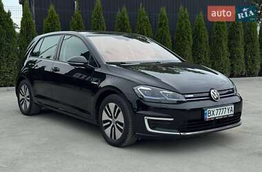 Хетчбек Volkswagen e-Golf 2019 в 