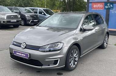 Хэтчбек Volkswagen e-Golf 2015 в Днепре