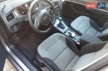 Хэтчбек Volkswagen e-Golf 2016 в Звягеле