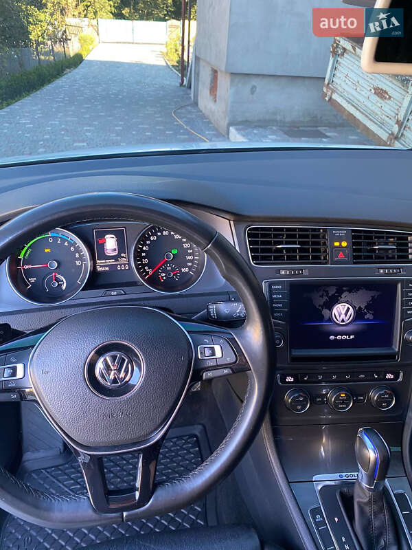 Хетчбек Volkswagen e-Golf 2015 в Кам'янець-Подільському