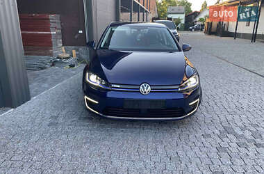 Хетчбек Volkswagen e-Golf 2019 в Тячеві