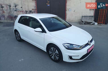 Хетчбек Volkswagen e-Golf 2018 в Калуші
