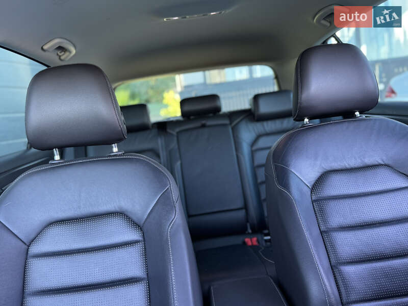 Хетчбек Volkswagen e-Golf 2017 в Рівному