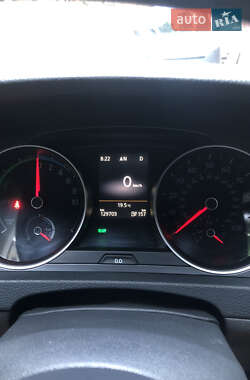 Хетчбек Volkswagen e-Golf 2014 в 