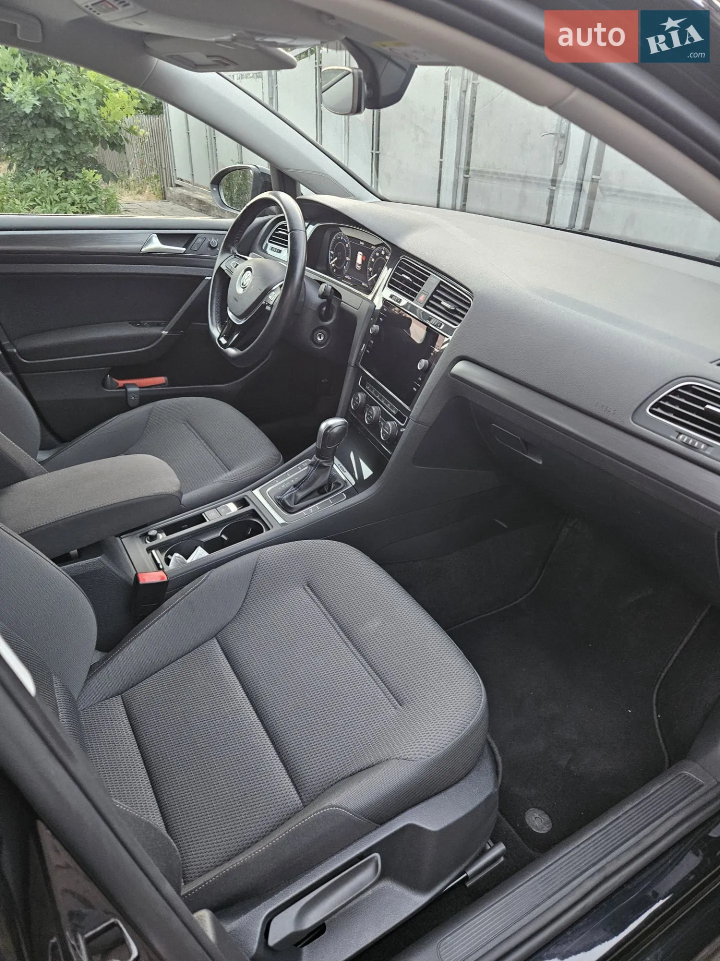 2019 Volkswagen Golf - мініатюра 23