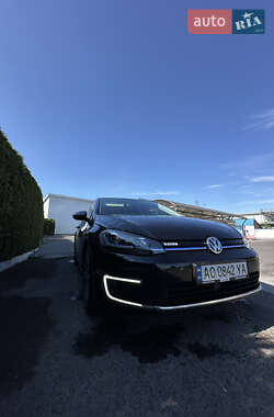 Хетчбек Volkswagen e-Golf 2018 в Виноградові