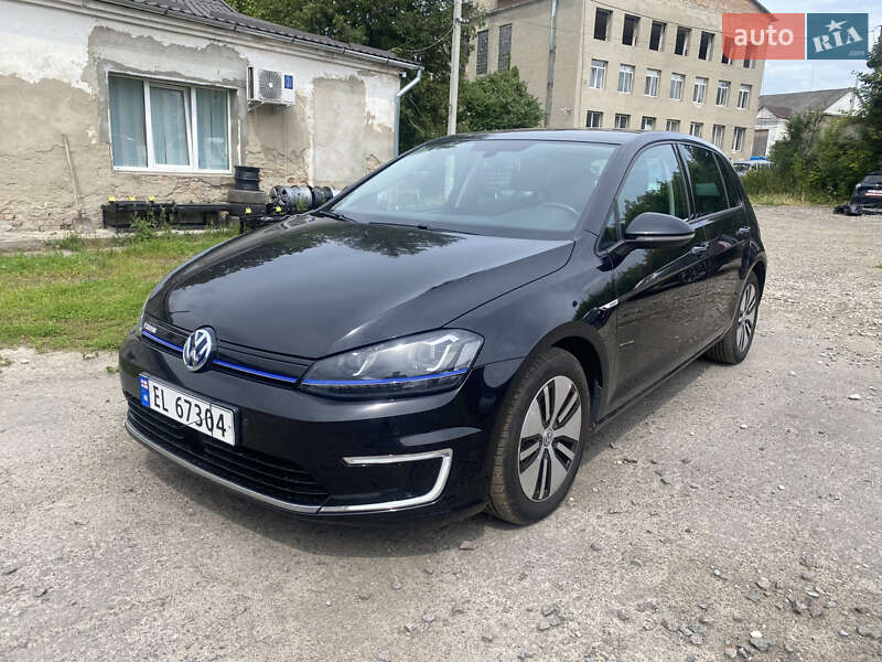 Volkswagen e-Golf 2015