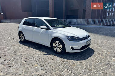 Хетчбек Volkswagen e-Golf 2015 в Дніпрі