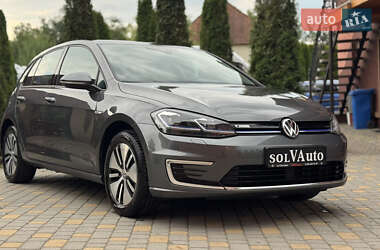 Хэтчбек Volkswagen e-Golf 2018 в Сваляве
