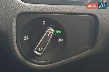 Хетчбек Volkswagen e-Golf 2020 в 