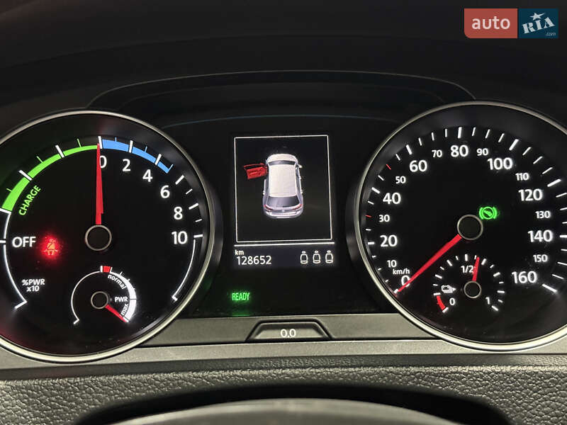 Хэтчбек Volkswagen e-Golf 2015 в Владимире