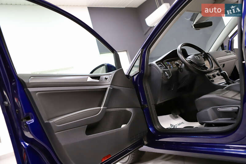 Хетчбек Volkswagen e-Golf 2021 в Дрогобичі