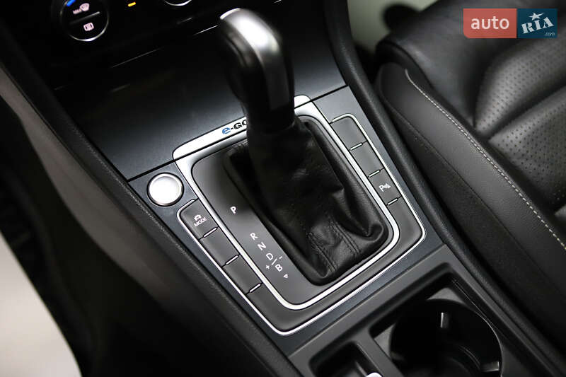 Хетчбек Volkswagen e-Golf 2021 в Дрогобичі