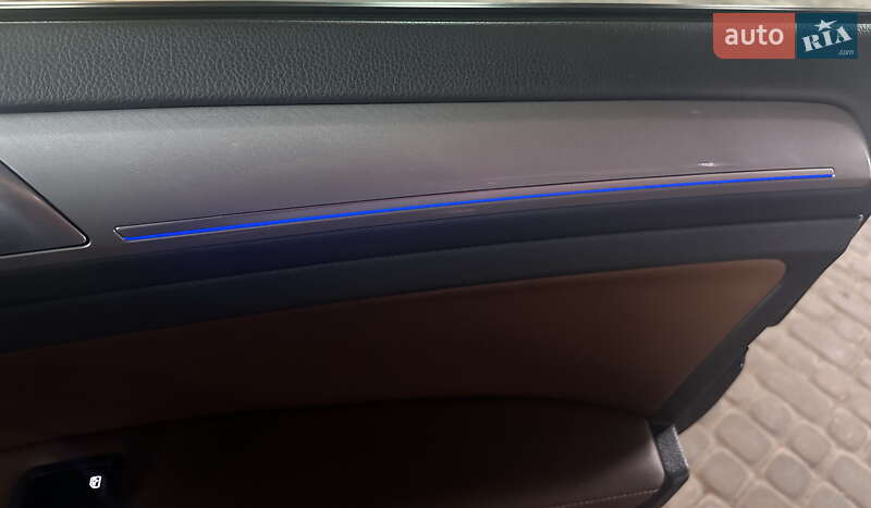 Хэтчбек Volkswagen e-Golf 2016 в Львове