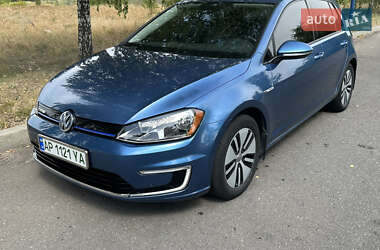 Хетчбек Volkswagen e-Golf 2016 в Запоріжжі