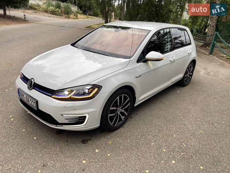 Volkswagen e-Golf 2020