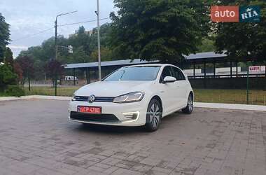 Хэтчбек Volkswagen e-Golf 2018 в Киеве